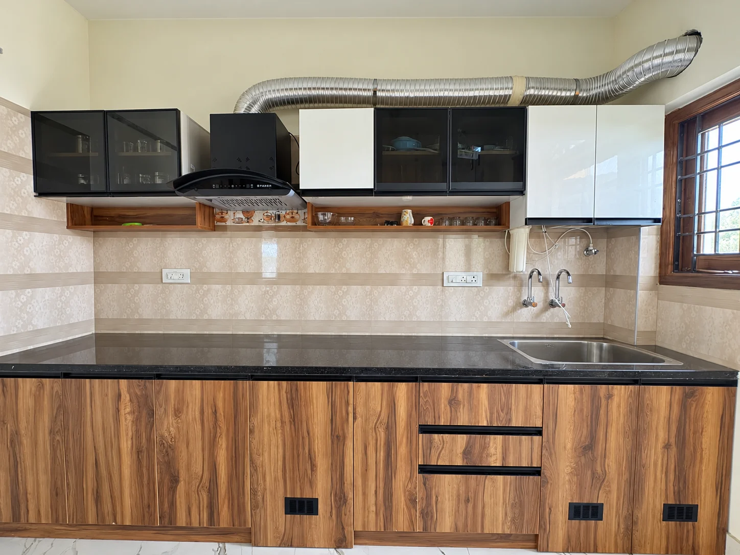 Modular Kitchen in Porur, Chennai by Ramgee